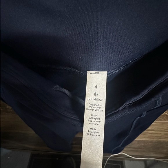 lululemon athletica Navy Blue Leggings Performance Fabric Womens 4 - Picture 10 of 12